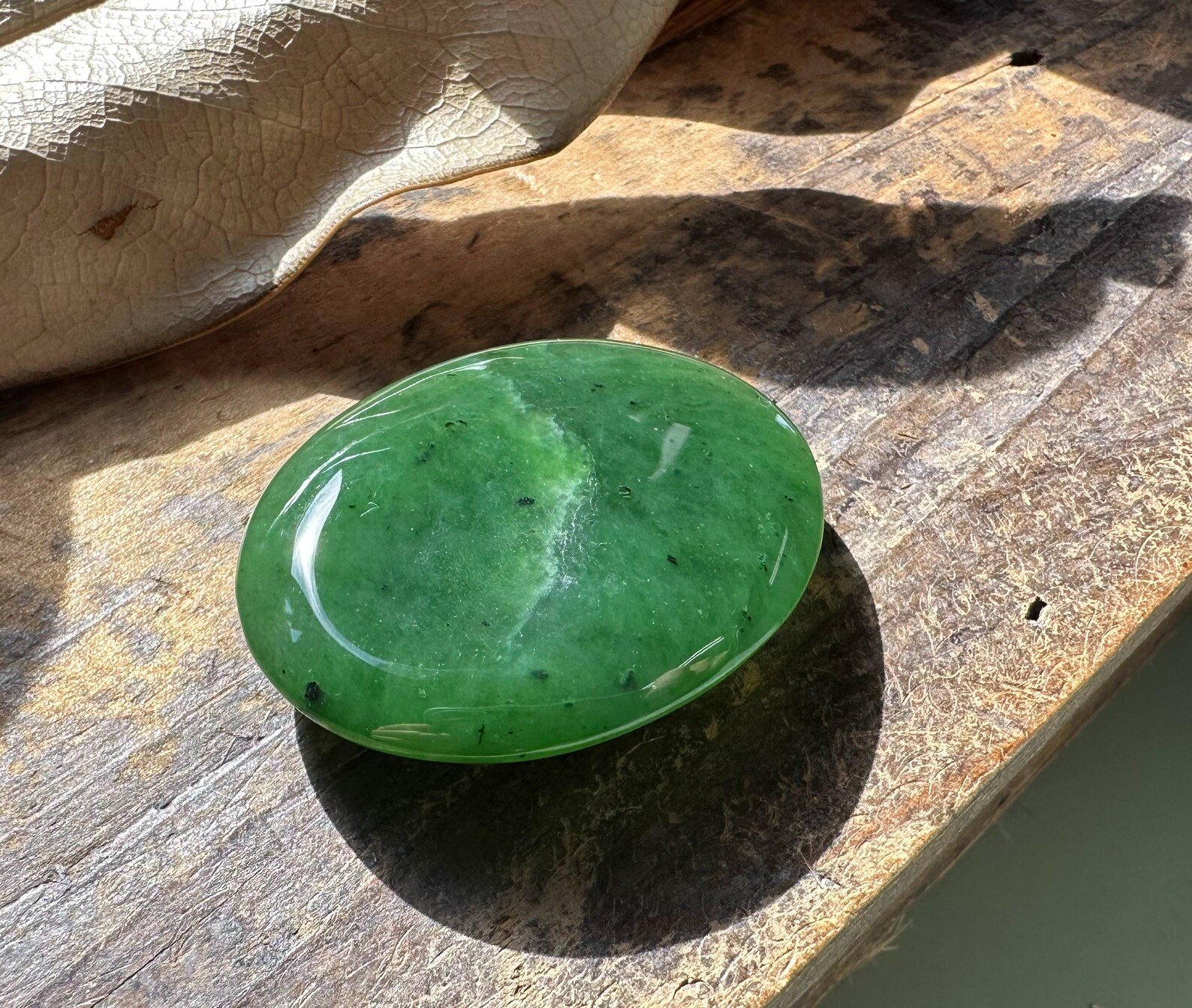 Exploring the Different Types of Jadeitový Kameň Colors, Varieties, and Value