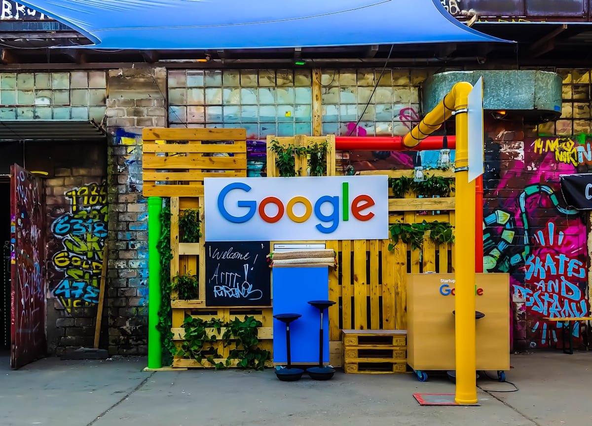 How Smart Businesses Use Google Reviews to Shape Buying Decisions