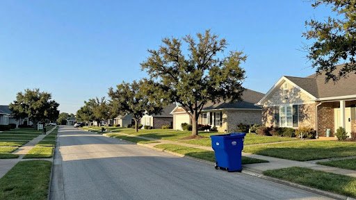 How Local Dumpster Services Help Keep Leander Neighborhoods Clean